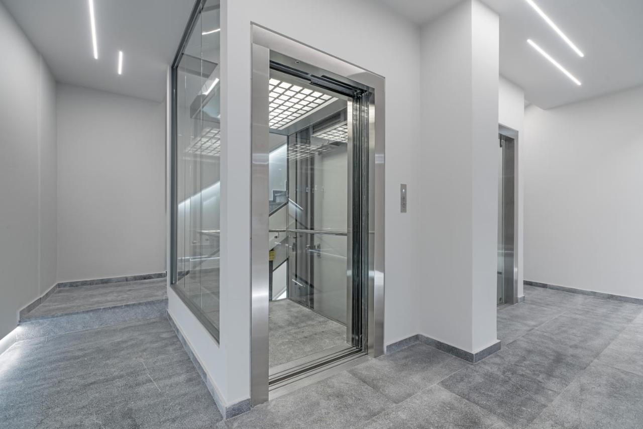 Hellenic Vibes Smart Hotel Athens Exterior photo A passenger elevator